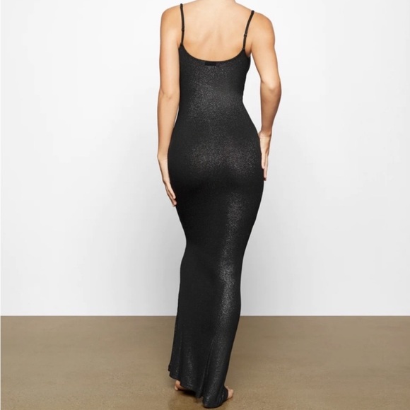 Skims Soft Lounge Slip Maxi Dress in Onyx Foil Glitter NWT - Picture 2 of 4